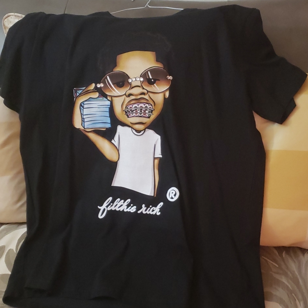 T shirt